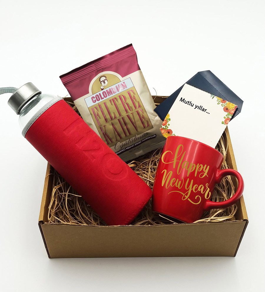 Yılbaşına Özel Happy New Year Temalı Kırmızı Kupa & H2O Kılıflı Cam Suluk  & Colombian Filtre Kahve Hediye Seti (Model 2)