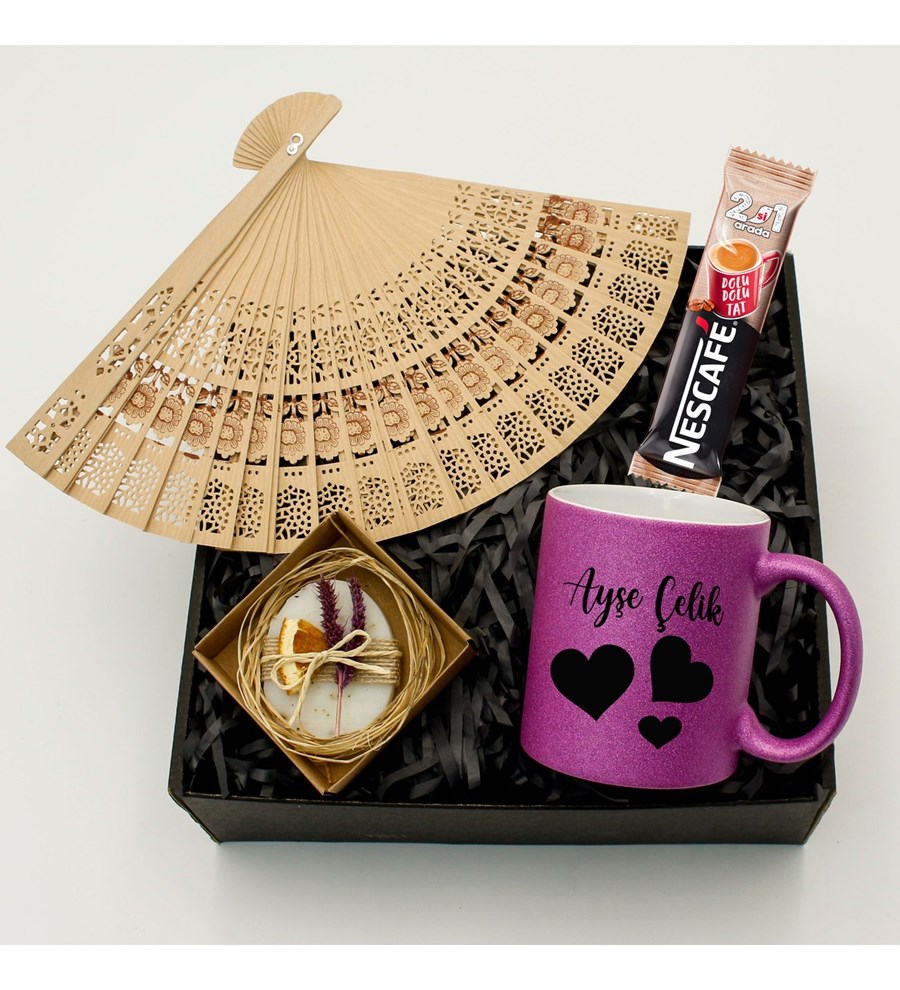 Kişiye Özel Simli Mor Kupa &  Ahşap Naturel Yelpaze & Kokulu Sabun & Nescafe Kahve Hediye Seti