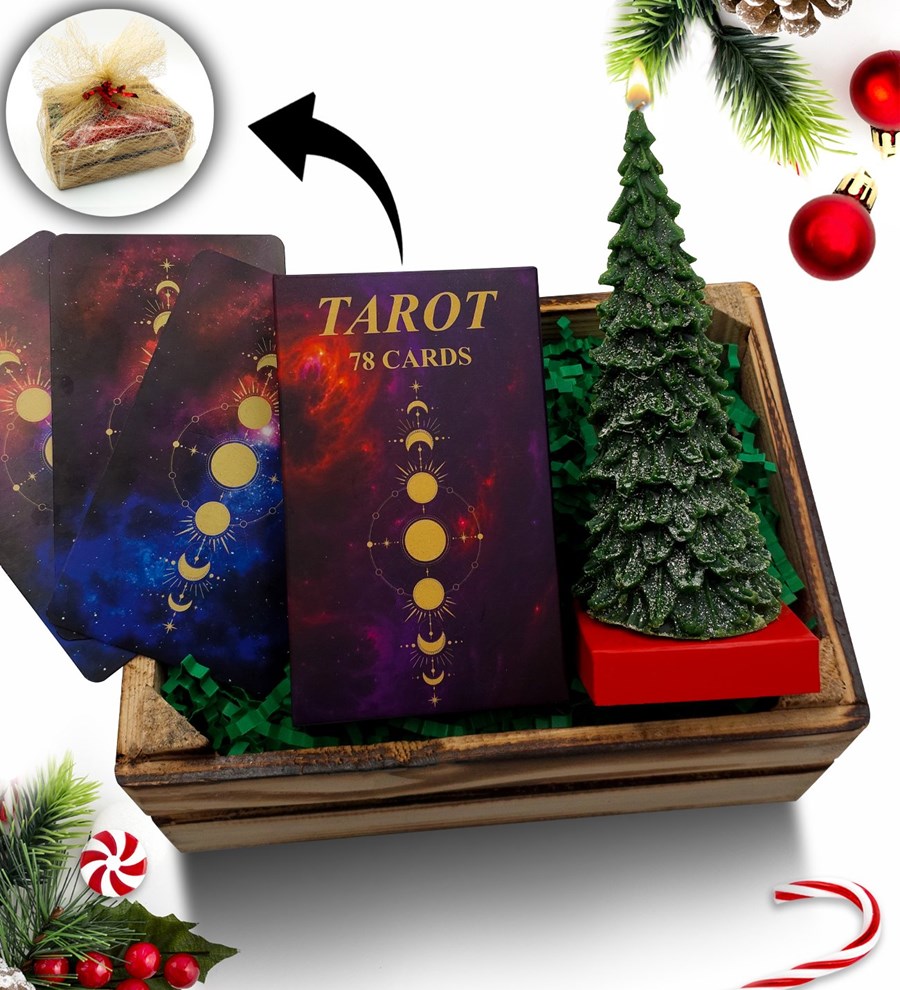 Mini Kasa İçerisinde Çam Ağacı Mum & Tarot Kartları Hediye Seti
