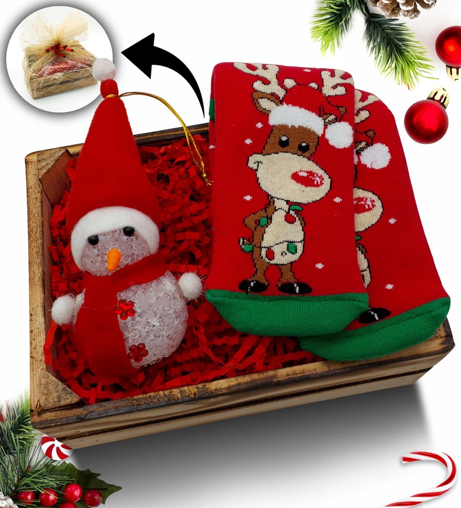 Mini Kasa İçerisinde Kardan Adam & Yılbaşı Çorabı Hediye Seti