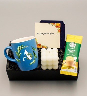 Kişiye Özel Mavi Bulut Kupa & Bubble Mum & Vanilla Latte Hediye Seti