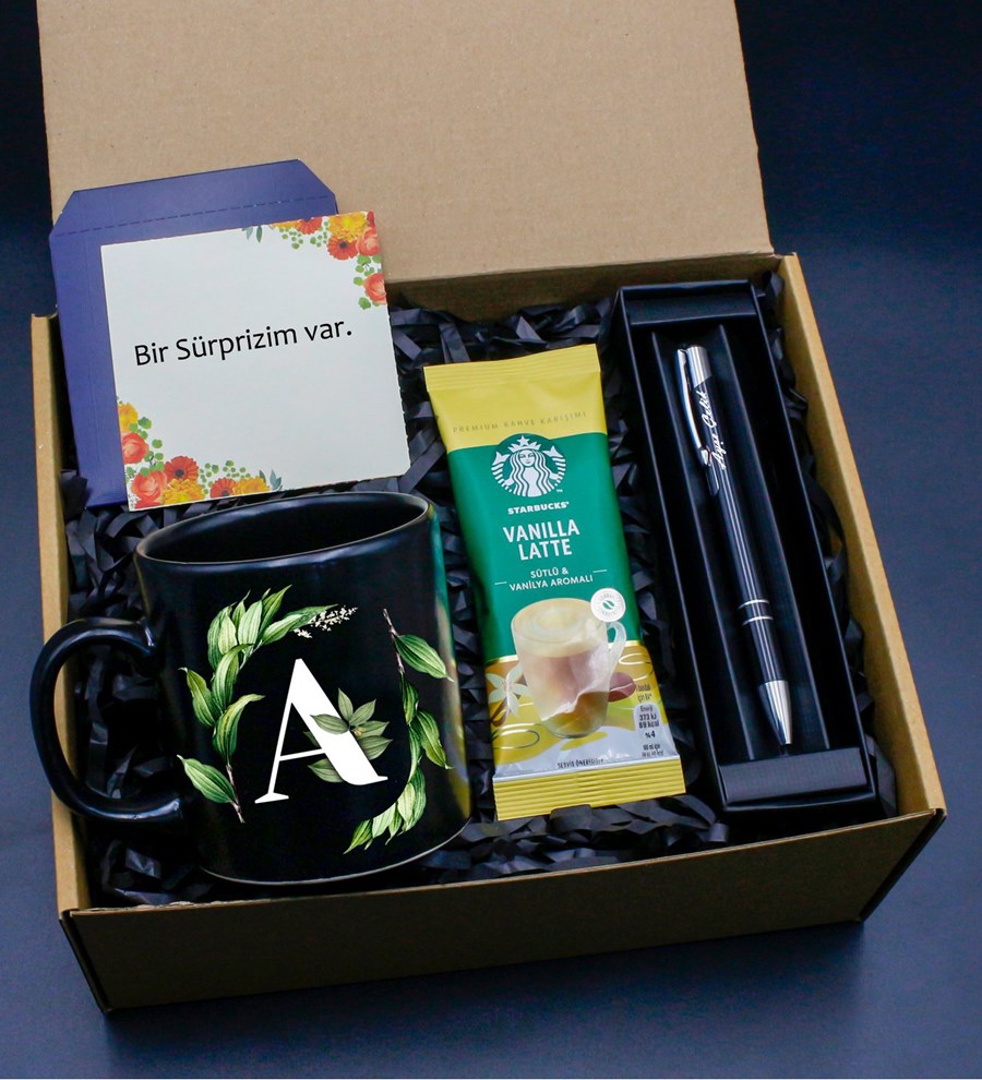 Kişiye Özel Siyah Kupa & Siyah Tükenmez Kalem & Starbucks Vanilla Latte Hediye Seti