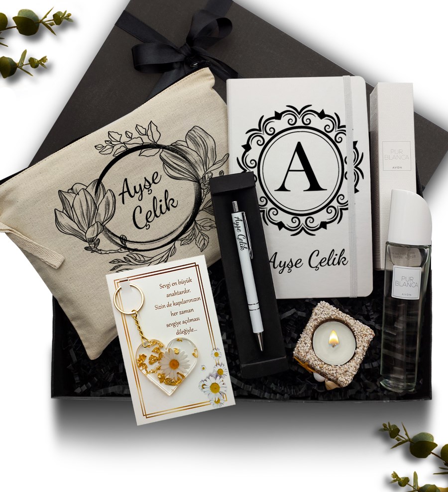Kişiye Özel Kanvas Makyaj Çantası & Defter & Avon Kadın Parfüm & Anahtarlık & Mum & Kalem Hediye Seti