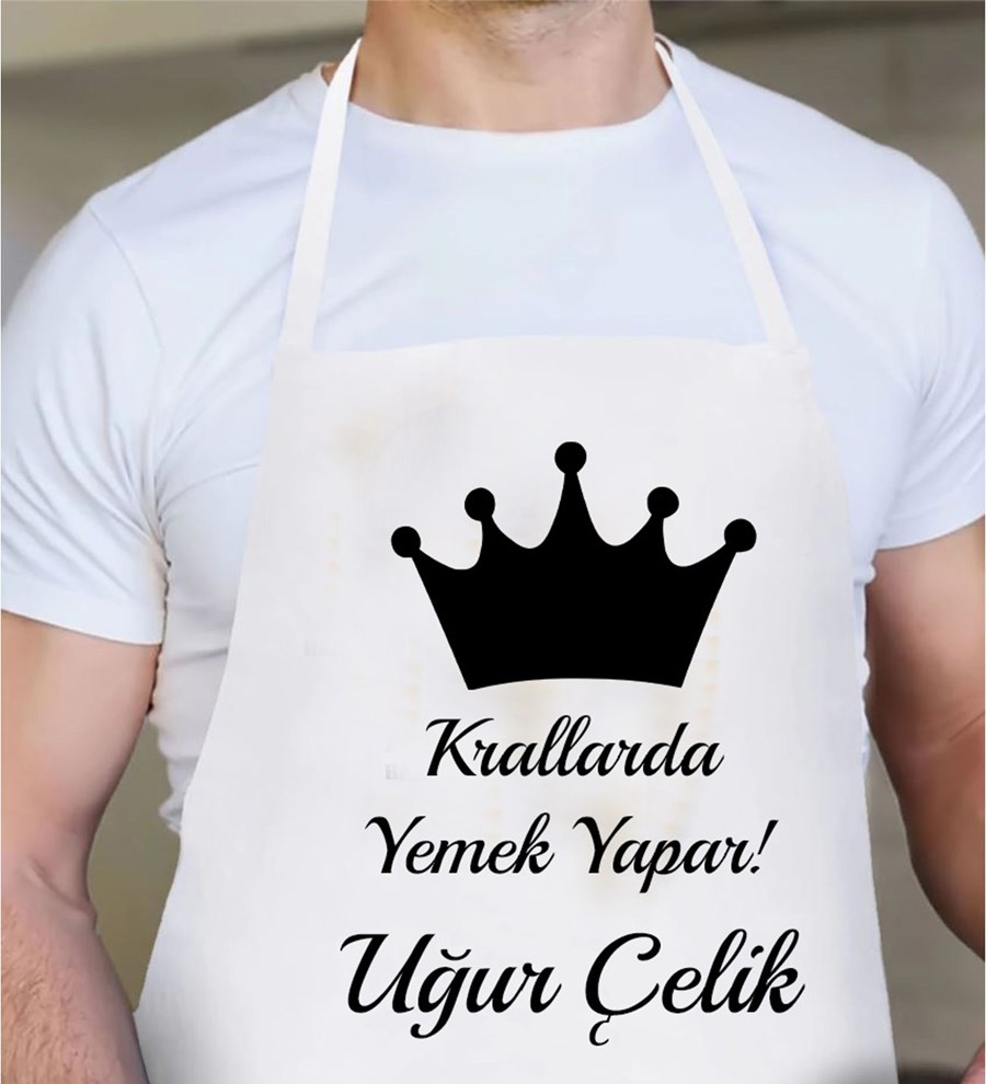 Kişiye Özel Tasarımlı Beyaz Mutfak Önlüğü & Kişiye Özel Siyah Kupa& Metal Kutulu Mum Hediye Seti