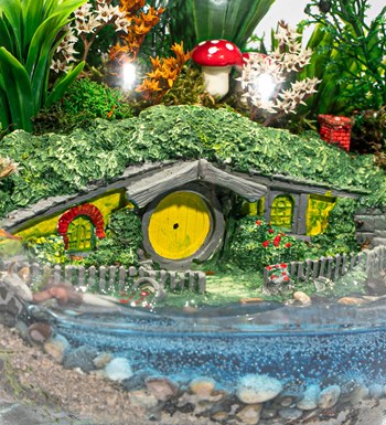 Shire Serisi Hobbit Bahçesi Yapay Göl Evi Teraryum