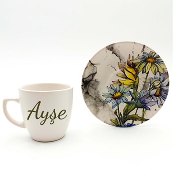 Lilyana Flowers - Sevgililer Günü Temalı Kişiye Özel Beyaz Fincan & Melek Kar Küresi & Kahve Yanı Su Bardağı & Çiçek Mum & Türk Kahvesi