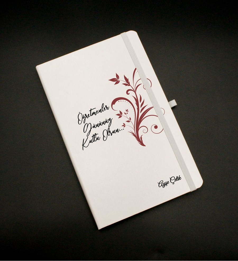 Öğretmenler Gününe Özel Tasarımlı İsim Soy İsimli Beyaz Defter & Desenli Pembe Fincan & Beyaz Roller Kalem & Mehmet Efendi Türk Kahvesi Hediye Seti