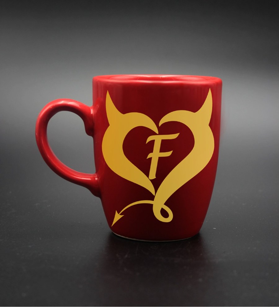 Sevgililer Gününe Özel, Kişiye Özel Kalp Baskılı Kırmızı Kupa & Kalpli Kar Küresi & Kırmızı Kadın Cüzdanı Hediye Seti (Model 2)