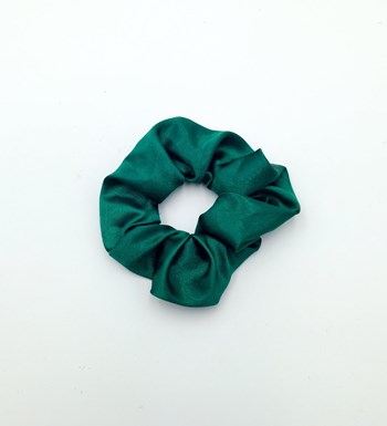 Yılbaşına Özel Çam Ağacı & Kişiye Özel Kanvas Makyaj Çantası & Toka & Bubble Mum Hediye Seti