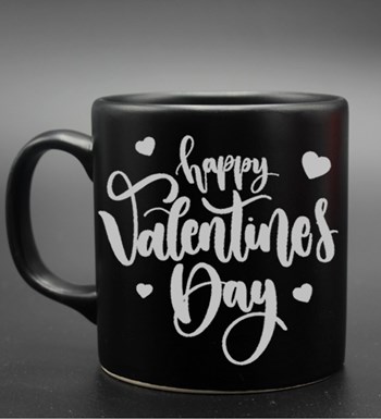 Sevgililer Gününe Özel Gold & Gümüş Happy Valentines Day Baskılı Siyah Kupa (Model 1)