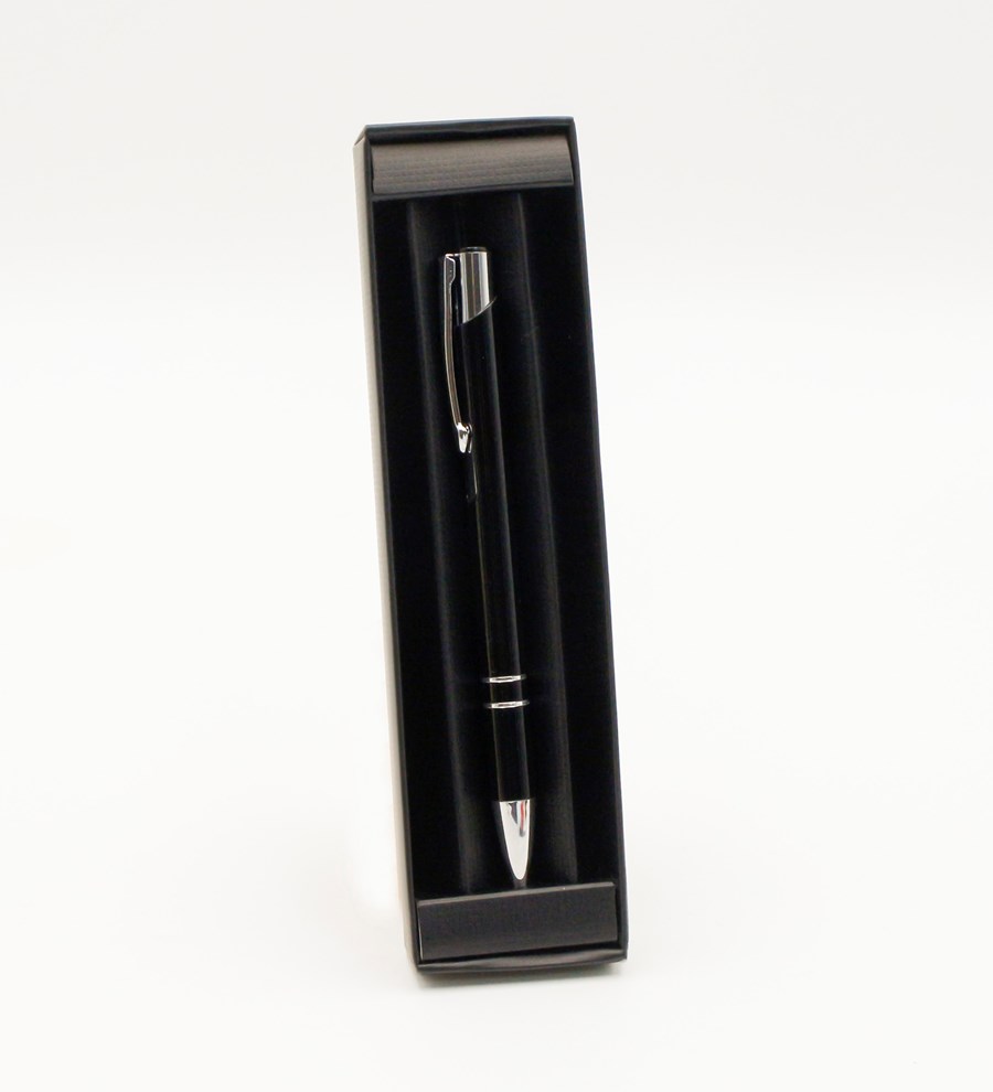 Siyah Defter & Siyah Bardak Termos & Siyah Roller Kalem Hediye Seti