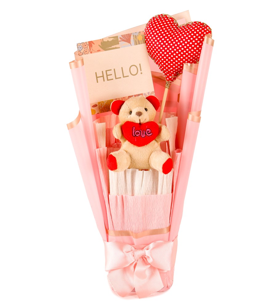 Little Pink Serisi - Kalp Yastık ve Kalpli Peluş Ayıcık Buketi