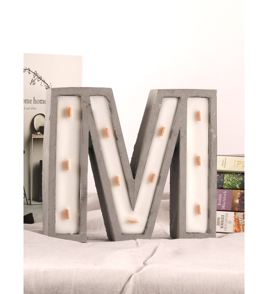 %100 Doğal Soya Wax Kişiye özel Büyük M Harfi Mum – Sandal wood