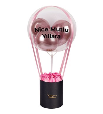 Balonlu Siyah Kutuda Pembe Gül