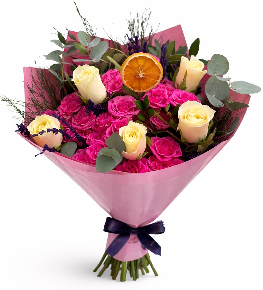 Beyaz Gül ve Pembe Çardak Gül Buketi