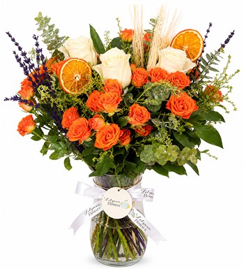 Lilyana Flowers - Beyaz Güller ile Turuncu Çardak Güzelliği