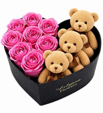 Lilyana Flowers - Büyük Kalpli Siyah Kutuda Ayıcıklı Pembe Gül