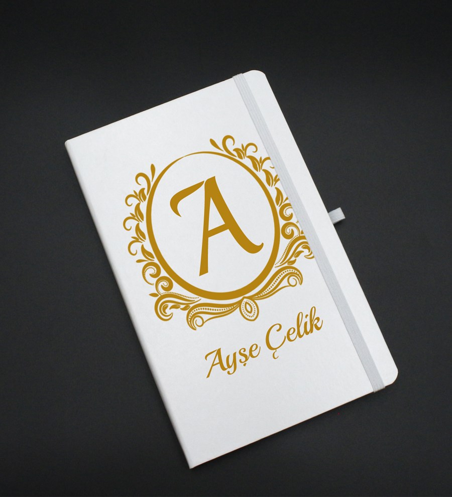 Kişiye Özel Beyaz Defter & Beyaz Kupa & Beyaz Kalem & Beyaz Metal Kutulu Mum Hediye Seti