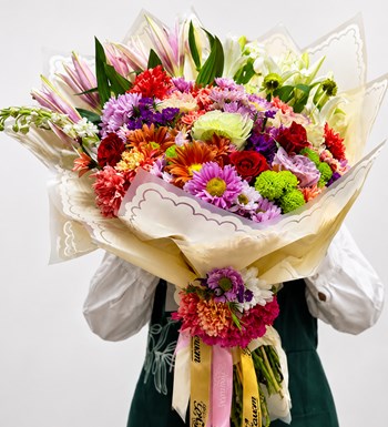 Lilyana Flowers - Deluxe Blossom Flowers