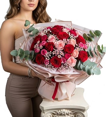 Aşkın Büyüsü Kırmızı & Pembe Gül Buketi
