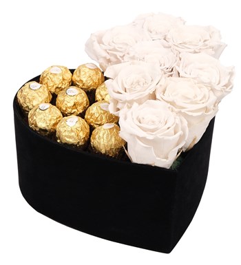 Black Box Beyaz Solmayan Gül ve Rocher Çikolata