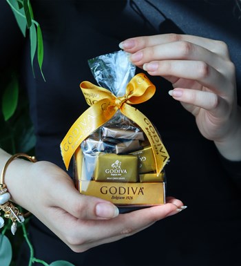 Stanley Termos & Happy Birthday Mum & Godiva Çikolata & Kupa Hediye Seti