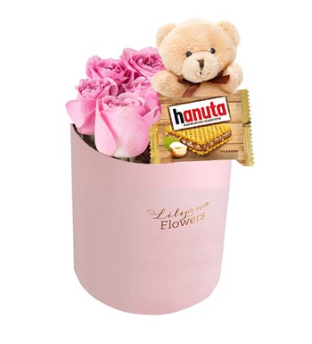 Yuvarlak Pembe Kutuda Ayıcıklı Hanutalı Pembe Gül