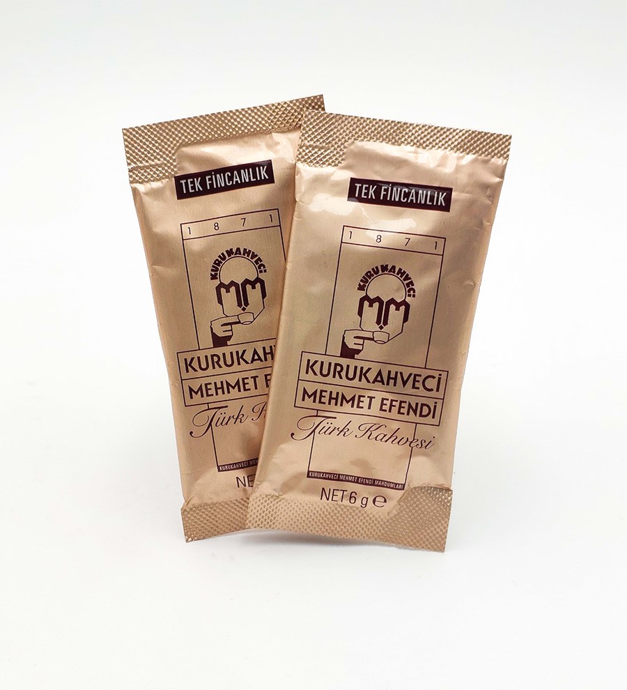 Yılbaşı Temalı Kişiye Özel Beyaz Metal Mum & Mini Çam Ağacı & Sırlı Çömlek Fincan & Kahve Yanı Su Bardağı & Türk Kahvesi Hediye Seti