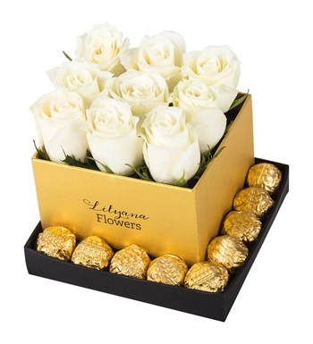 Kare Siyah Gold Kutuda Rocher Çikolatalı Beyaz Gül