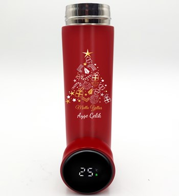 Lilyana Flowers - Kasa İçerisinde Kişiye Özel Kırmızı Termos & Çam Ağacı & Kar Küresi Hediye Seti