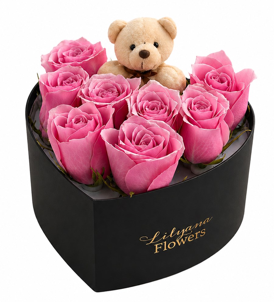 Küçük Kalpli Siyah Kutuda Ayıcıklı Pembe Gül