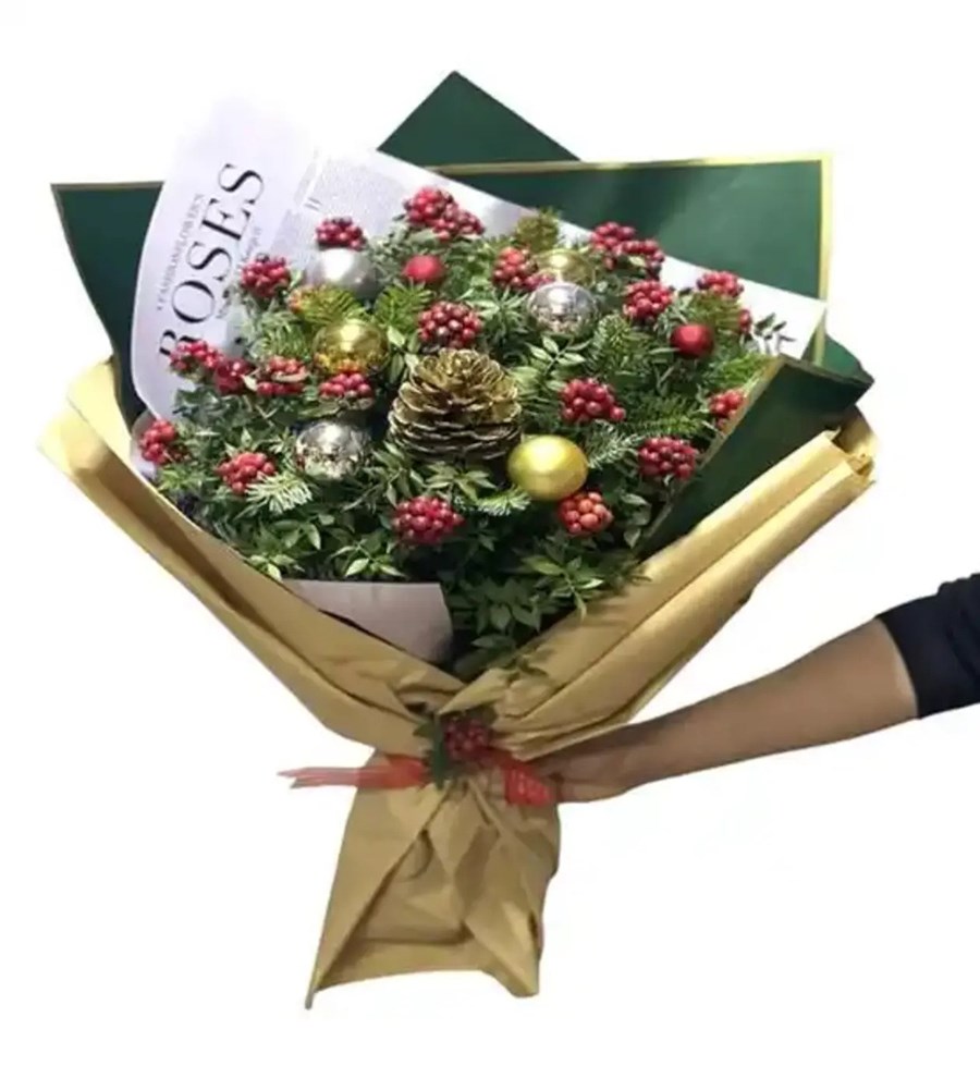 Deluxe Yılbaşı Temalı Kokina Çiçeği Buketi