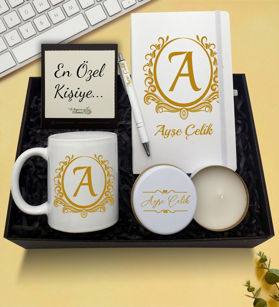 Kişiye Özel Beyaz Defter & Beyaz Kupa & Beyaz Kalem & Beyaz Metal Kutulu Mum Hediye Seti