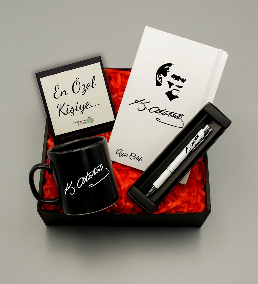 Kişiye Özel İsim Soyisimli  Atatürk Tasarımlı Beyaz Defter & Siyah Kupa & Beyaz Roller Kalem Hediye Seti