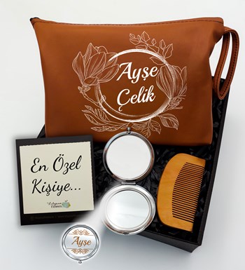 Lilyana Flowers - Kişiye Özel Kahverengi Makyaj Çantası & Tarak &  Makyaj Aynası