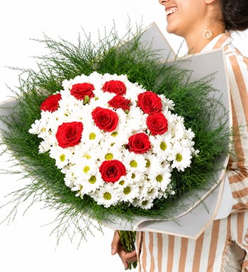 Lilyana Flowers - Madison