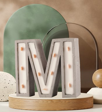 %100 Doğal Soya Wax Kişiye özel Büyük M Harfi Mum – Sandal wood