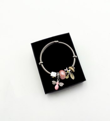 Lilyana Flowers - Charm Çelik Bileklik & İstiridye İnci Kolye & Fular Hediye Seti