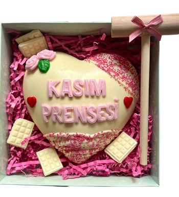 Lilyana Flowers – Bento Kırmalı Çikolata Kutusu (İstediğin Yazıda)