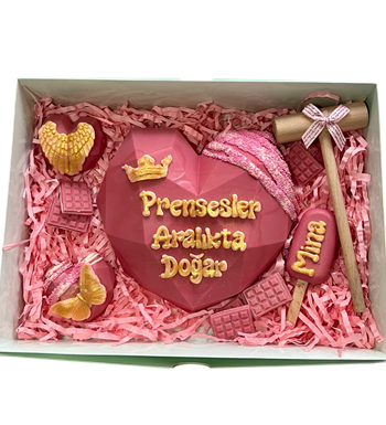 Lilyana Flowers – Prenseslere Özel Büyük Kırmalı Çikolata Şöleni