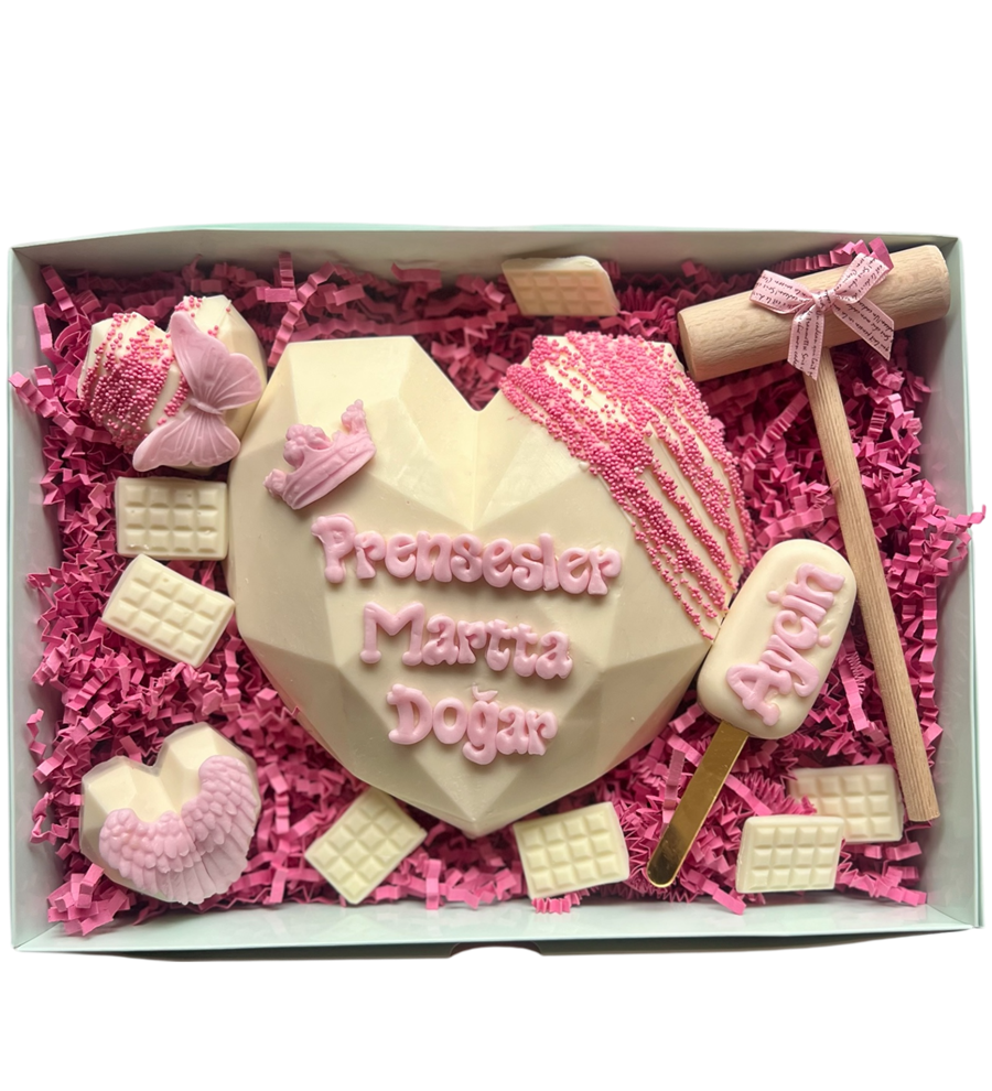 Prenseslere Özel Büyük Kırmalı Çikolata Şöleni Beyaz