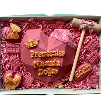 Lilyana Flowers - Prenseslere Özel Büyük Kırmalı Çikolata Şöleni