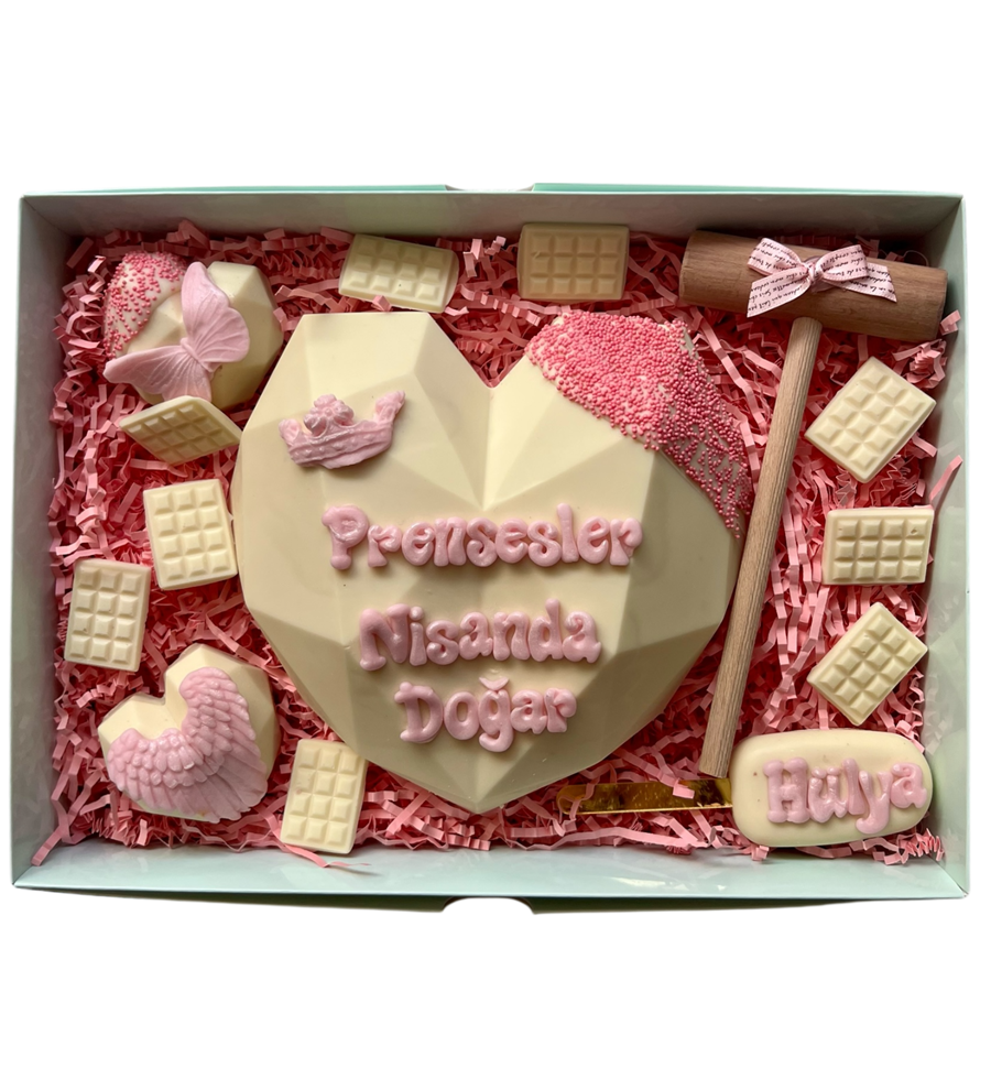 Prenseslere Özel Büyük Kırmalı Çikolata Şöleni Beyaz