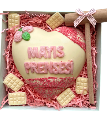 Lilyana Flowers - Bento Kırmalı Çikolata Kutusu (İstediğin Yazıda)