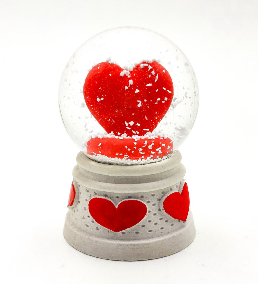 Kişiye Özel Beyaz Kupa & Bubble Mum & Kalp Detaylı Kar Küresi