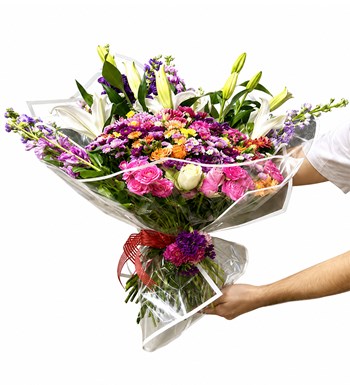 Lilyana Flowers - Rosaline