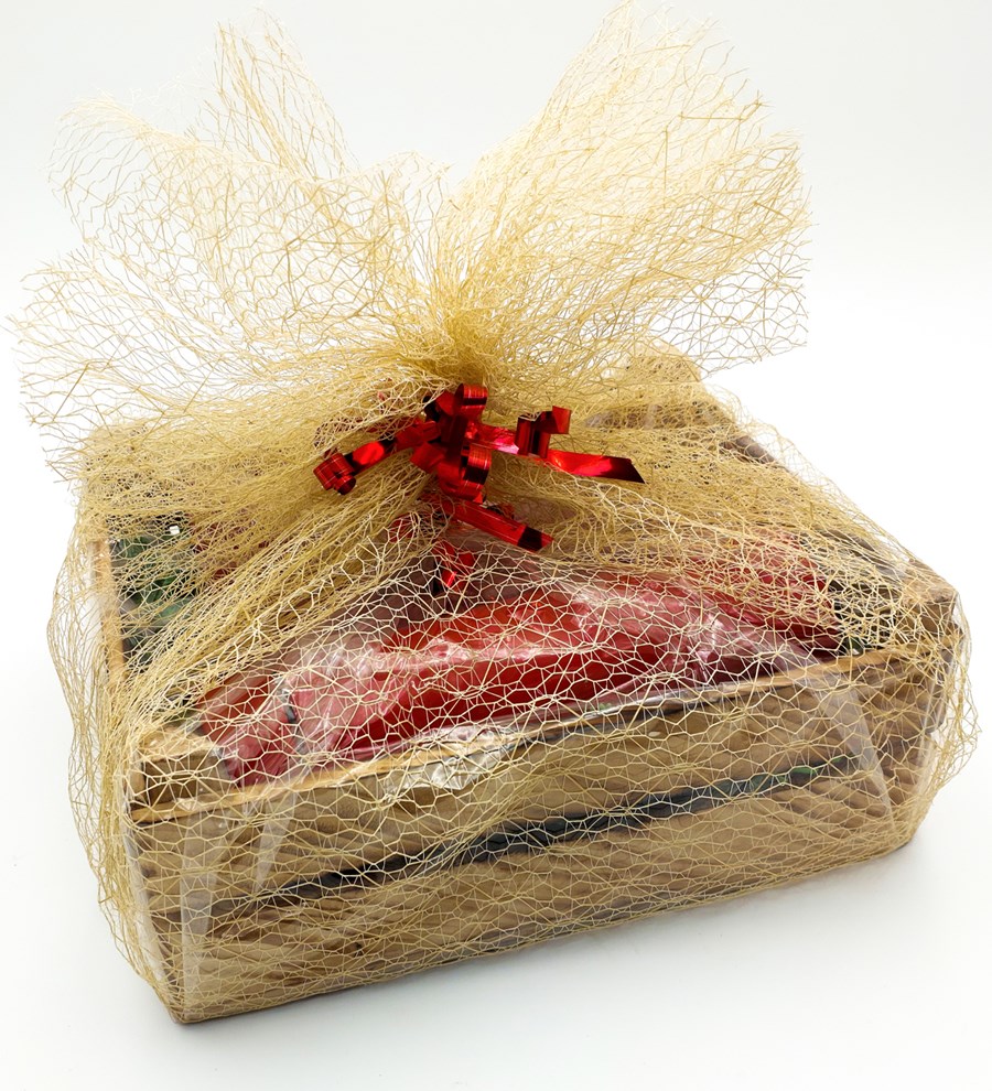 Mini Kasa İçerisinde Çam Ağacı  & Kardan Adam & Yılbaşı Çorabı Hediye Seti