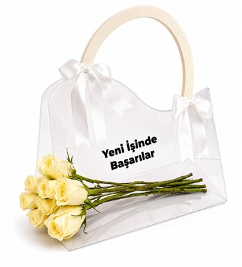 Lilyana Flowers - Şeffaf Çantada Beyaz Gül Buketi
