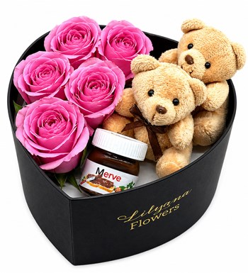 Lilyana Flowers - Küçük Kalpli Siyah Kutuda Ayıcıklı Nutellalı Pembe Gül
