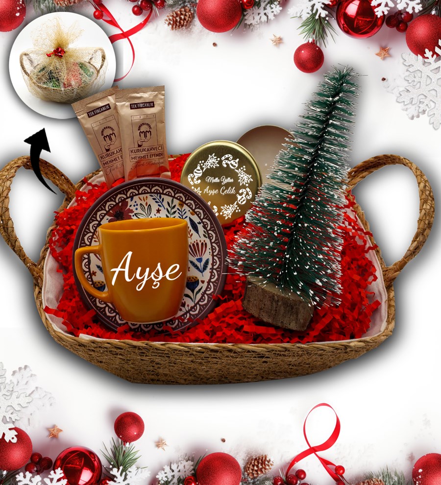 Hasır Sepetli Kişiye Özel Turuncu Fincan & Çam Ağacı & Gold Metal Kutulu Mum & Türk Kahvesi Hediye Seti